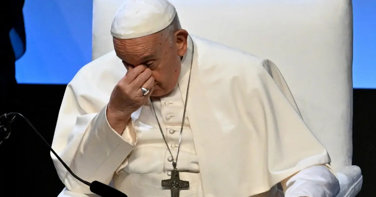 Epstein'in eli Papa Francis'e kadar uzanmış