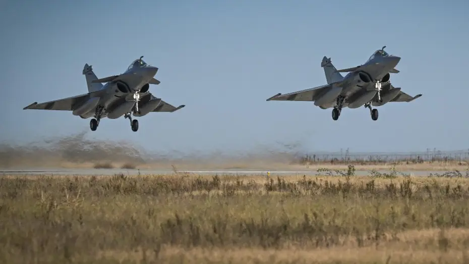 Romanya, askeri üslerini ABD'ye açıyor