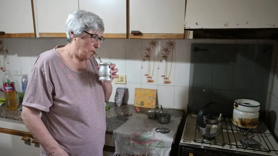 Faturalar ve yalnızlık yaşlıların en büyük derdi. Çareyi arkadaşlık sitesinde buldular