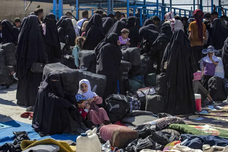 ÇATIŞMALARDAN SONRA DAEŞ KAMPLARININ DURUMU NE? ÇATIŞMALARDAN SONRA DAEŞ KAMPLARININ DURUMU NE?