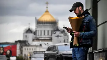 Moskova'da internet kesik. Halk çağrı cihazı ve telsiz alıyor