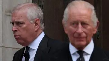 Epstein dosyalarının ardından bir ilk. Prens Andrew doğum gününde gözaltına alındı