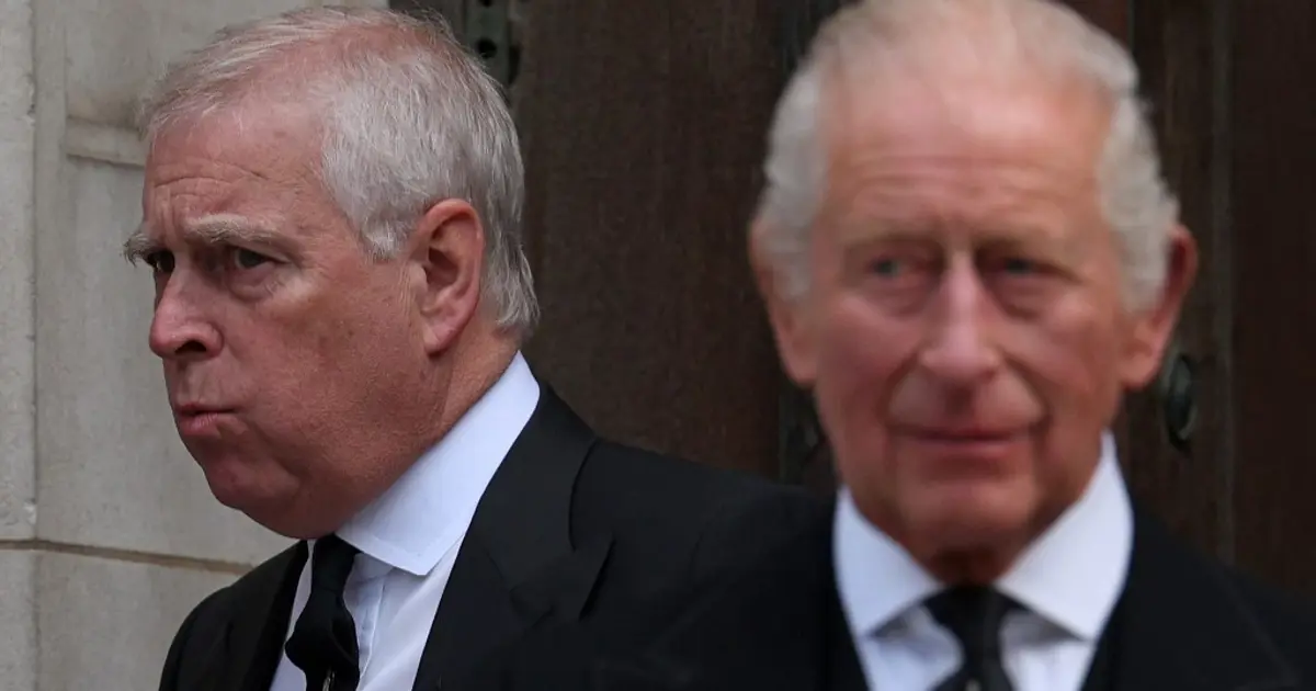 Yaklaşık 400 yıl sonra ilk kez bir kraliyet ailesi üyesi tutuklandı. Andrew neyle suçlanıyor?