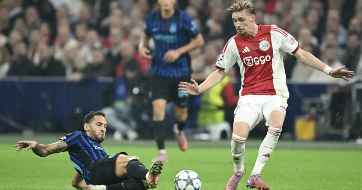 Fenerbahçe'de 8 numara takviyesi | Temaslar başladı, 2 futbolcuyla görüşüldü