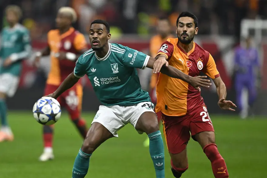 İNGİLİZ TAKIMLARIYLA 26 MAÇA ÇIKTI 2