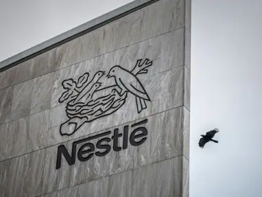 Gıda devi bebek mamalarını geri toplatıyor. Toksin madde iddiası gündemde