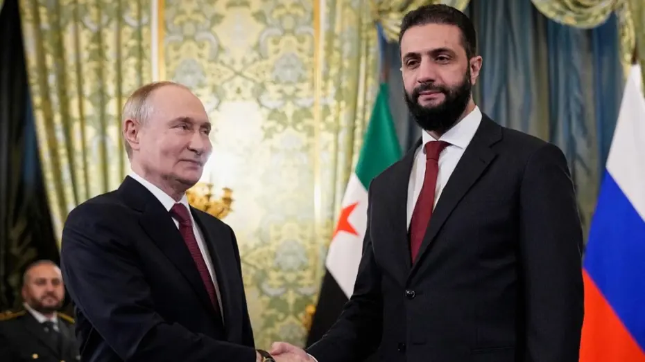 Suriye lideri Şara, Moskova'da Putin ile bir araya geldi
