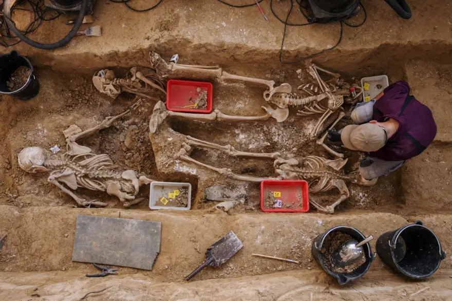 ZAMANA KARŞI YARIŞ
 1