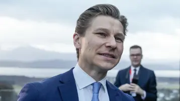 Finlandiya, nükleer silah ithalatına izin vermeye hazırlanıyor