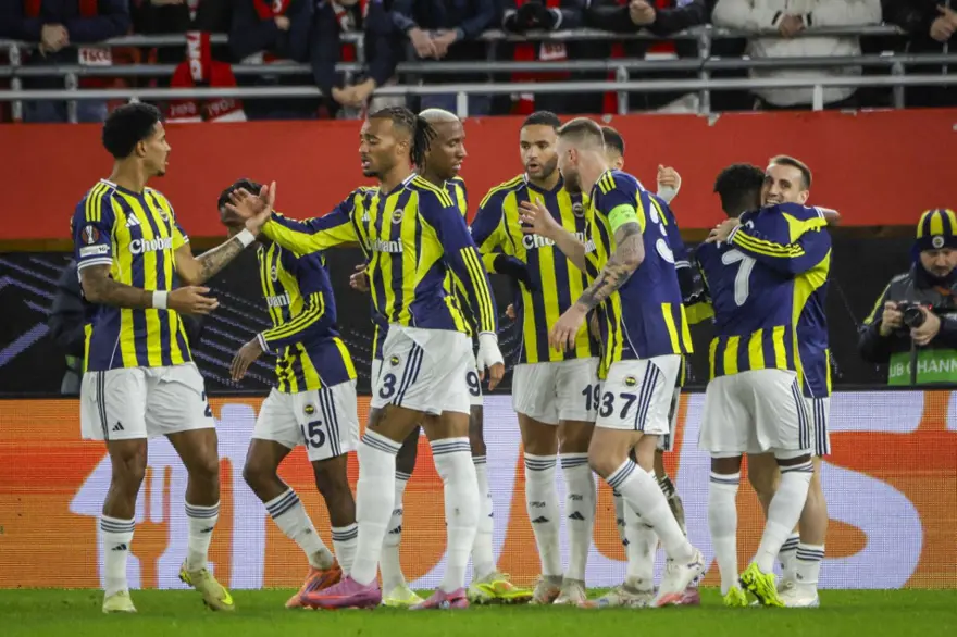 FENERBAHÇE'DE 4 EKSİK 4