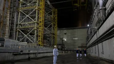 Çernobil’de yeni tehlike. Delinen koruma kalkanını onarmak yıllar alacak