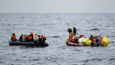 Libya açıklarında göçmen botu faciası. Hayatını kaybedenler var