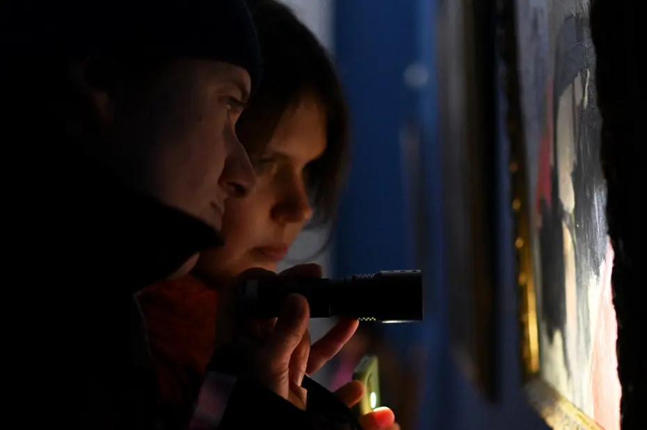 Enerji hatları çöktü, Kiev metrosu kapandı