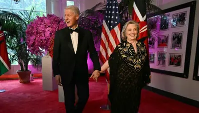 Clinton çiftinden Epstein çıkışı. "Açık oturumda ifade vermek istiyoruz"