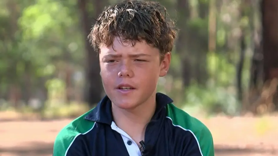 Denizde mucize kurtuluş. 13 yaşındaki çocuk 4 saat boyunca yüzdü ve ailesini kurtardı