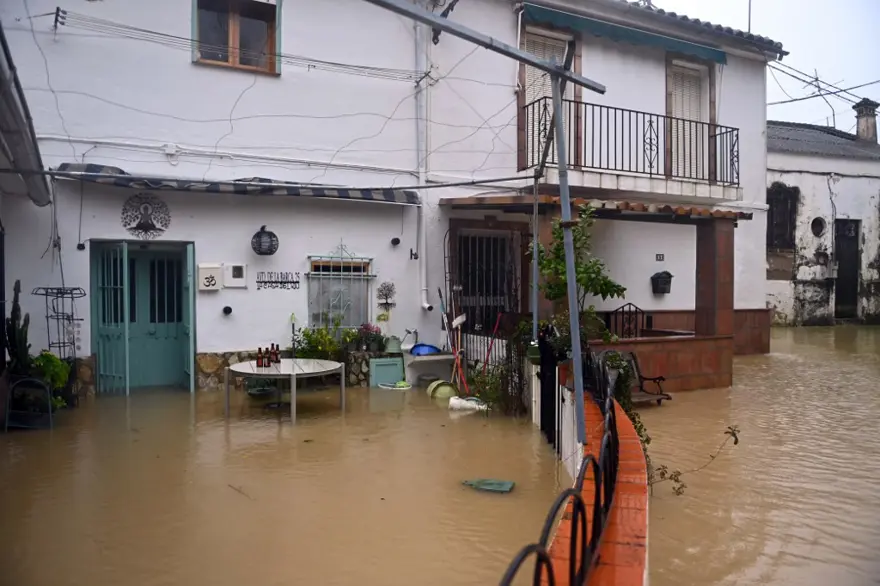 KARA VE DEMİRYOLLARI DURDU 1