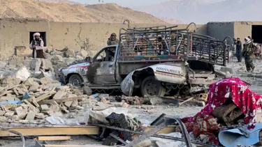 Pakistan'dan Afganistan'a havada saldırısı