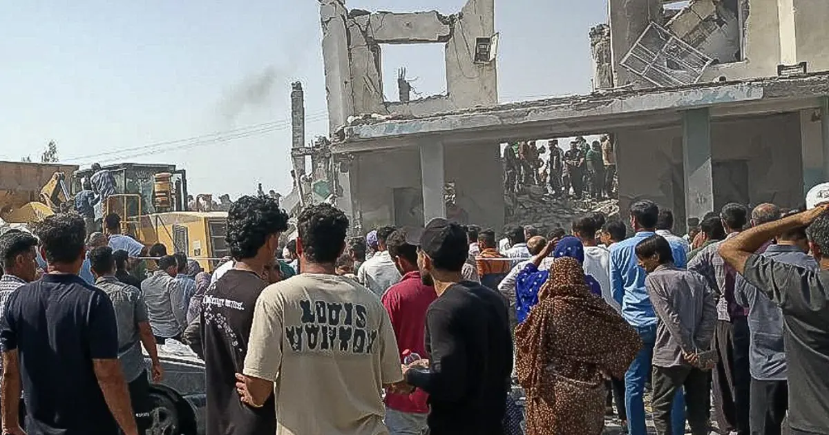 ABD ve İsrail'in İran'a saldırılarında bir ayda 281 öğrenci ve öğretmen öldü