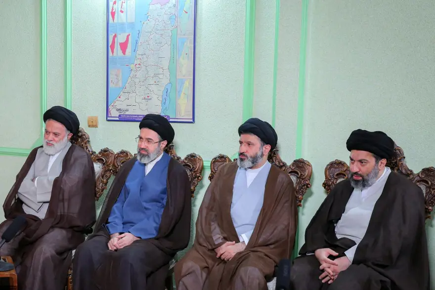 "AYETULLAH" OLMAMASI ÖNÜNDE BİR ENGEL OLABİLİR 