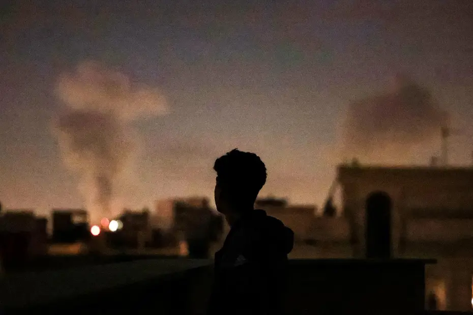 Tahran sokakları bomboş. 2 günde 100 bin kişi kenti terk etti