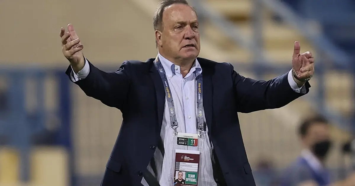 Dünyanın en küçük ülkesiyle tarih yazdı, turnuvaya gidemeden görevden ayrıldı