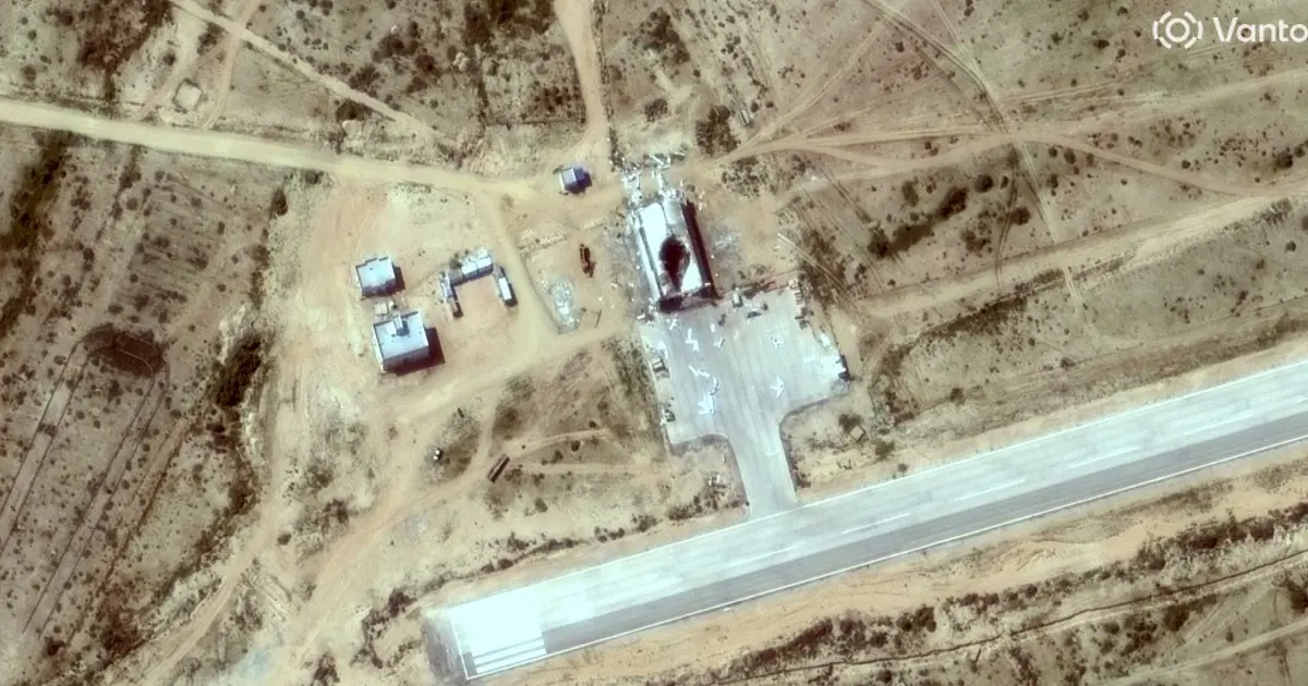 İran'daki yıkım uydu fotoğraflarında