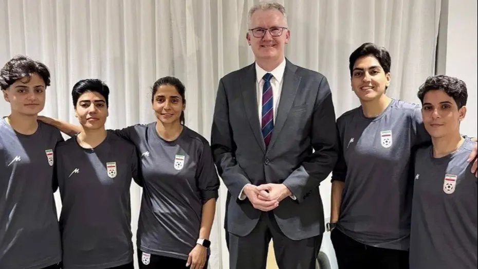 İran milli takımından 3 kadın futbolcu iltica başvurusundan vazgeçti