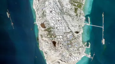 İran ABD askerine hazırlanıyor. "Hark Adası'na mayınlar döşeniyor"