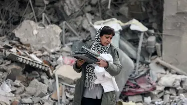 İran'da 120 sergi zarar aldı. UNESCO listesindeki yapılar tekbaşına tek yok oluyor