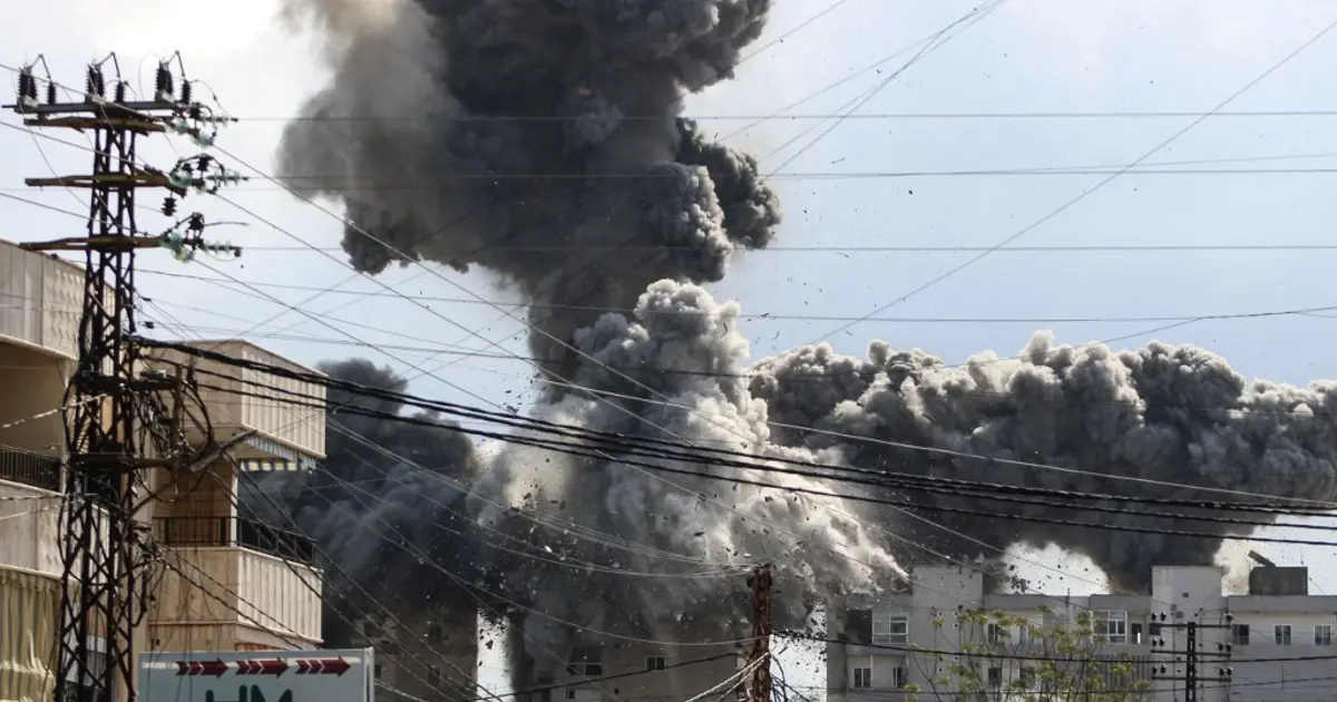 Bir yanda ateşkes bir yanda bombalar: İsrail Lübnan'ı vurmaya devam ediyor