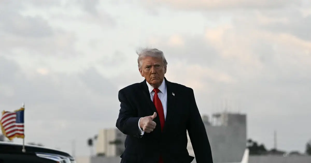 Trump'tan Hürmüz tehditi: Donanmaya İran'a ücret ödeyen gemileri bulun talimatı verdim