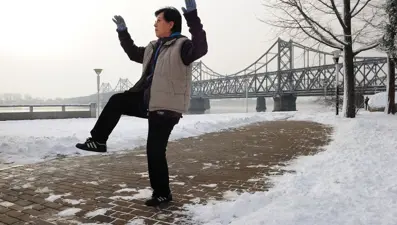 Kuzey Koreli zenginler, taklit ürünlere servet ödüyor!