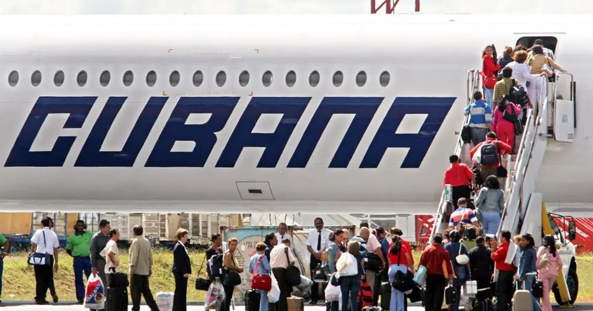 Küba akaryakıt bulamıyor, havayolları durma noktasında