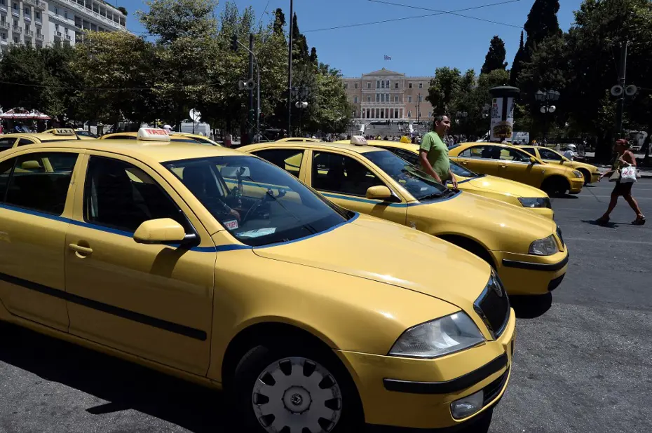 Yunanistan'a seyahat edecekler dikkat, taksiciler 3 gün greve gidiyor