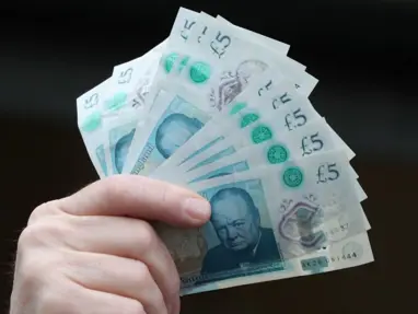 İngiltere’de banknot krizi. Tarihi figürlerin yerini doğa alacak
