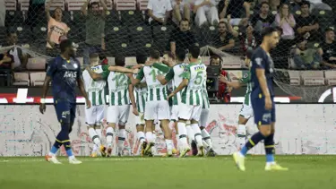 SON DAKİKA: Fenerbahçe, Konyaspor deplasmanında kayıp (Konyaspor-Fenerbahçe maç sonucu)