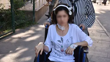Boşanma aşamasındaki eşini darbetti