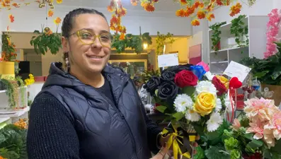Çiçekçilerin Sevgililer Günü mesaisi başladı: En çok kırmızı gül rağbet görüyor