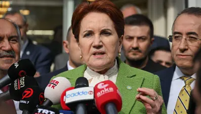 Meral Akşener'den CHP'ye sert yanıt: Jest isteme işlerinden bıktım
