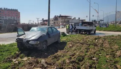 Hatay'da trafik kazası: 2 yaralı