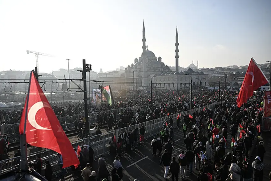İstanbul'da yarın Gazze yürüyüşü düzenlenecek. Buluşma ve ulaşım detayları belli oldu 10