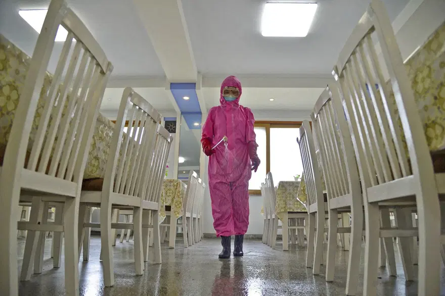 Milyonlarca doz aşıyı reddeden Kuzey Kore'de insani kriz kapıda: Vaka sayısı 2 milyona yaklaştı 8 Milyonlarca doz aşıyı reddeden Kuzey Kore'de insani kriz kapıda: Vaka sayısı 2 milyona yaklaştı 8