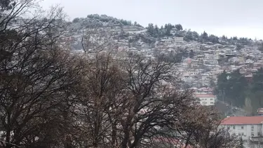 Denizli'nin yüksek kesimlerinde kar yağışı etkili oldu