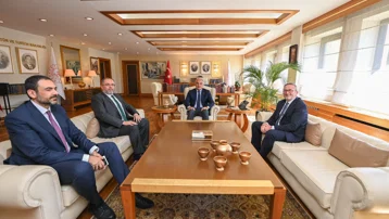Bakan Ersoy ile Prof. Dr. Erhan Afyoncu'dan tarih ve kültür buluşması