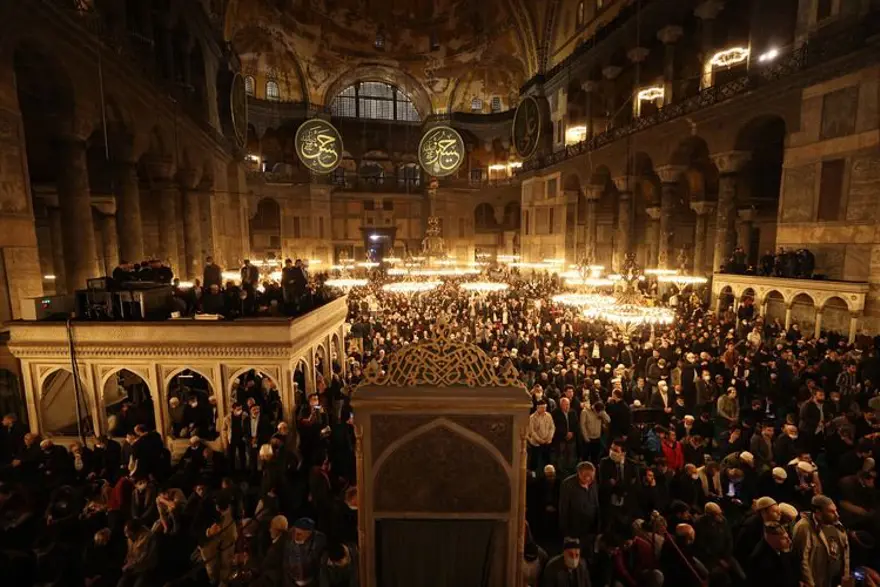 Teravih namazı nasıl kılınır, kaç rekat? (Diyanet'e göre teravih namazı kılınışı) 