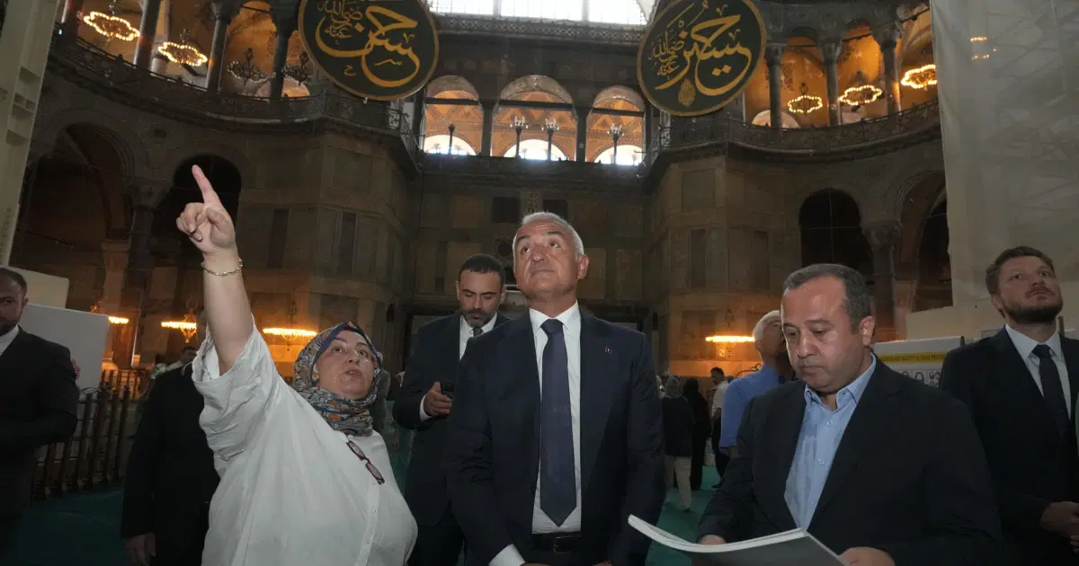 Ayasofya’da dev restorasyonda 3 etap tamam