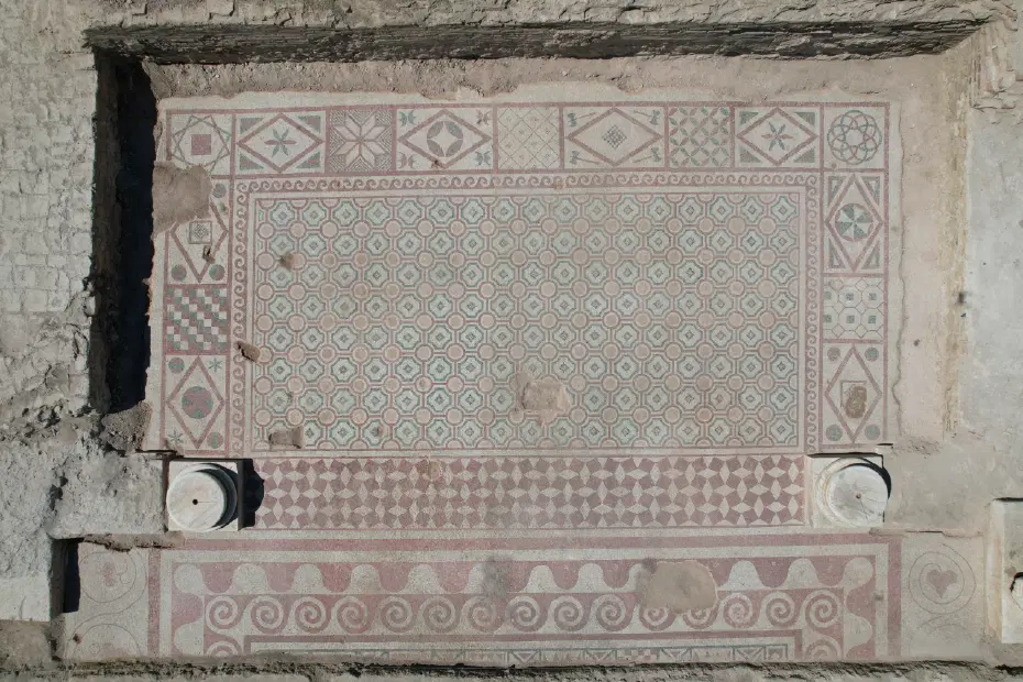 Pompeiopolis'te binlerce yıllık miras gün ışığına kavuştu. 105 metrekalik mozaik ortaya çıktı