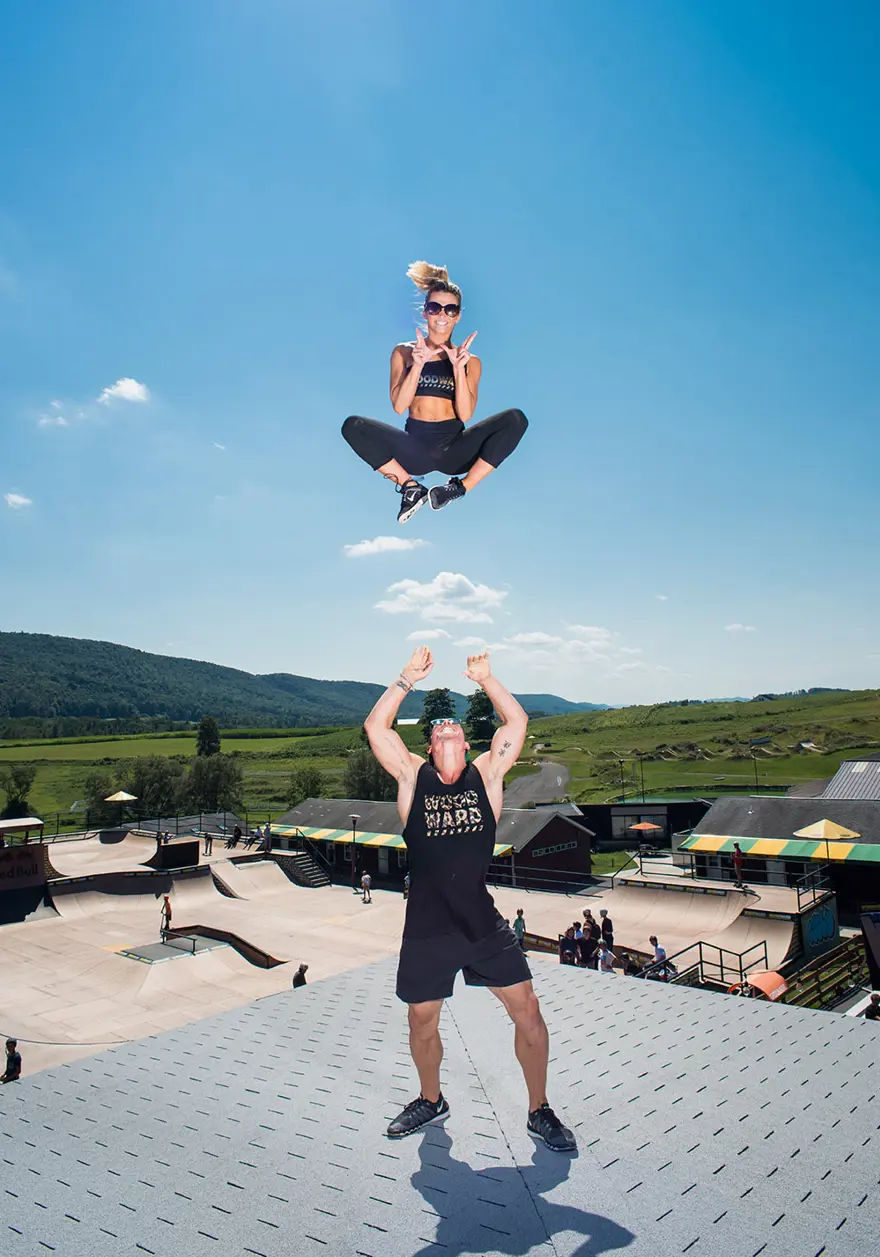 İLGİ ÇEKMEYİ BAŞARDILAR 