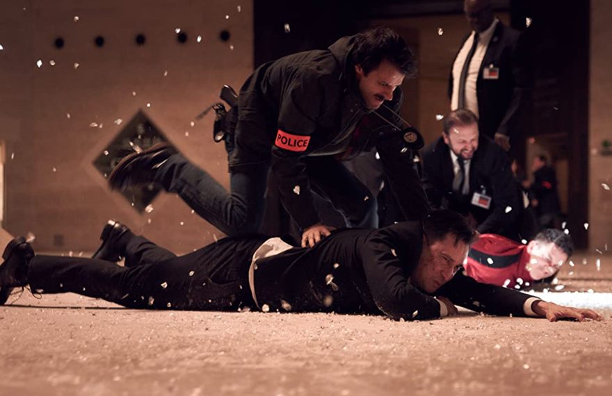 Soygun dizisi Lupin'in setini hırsızlar bastı: 5 milyonluk vurgun Soygun dizisi Lupin'in setini hırsızlar bastı: 5 milyonluk vurgun