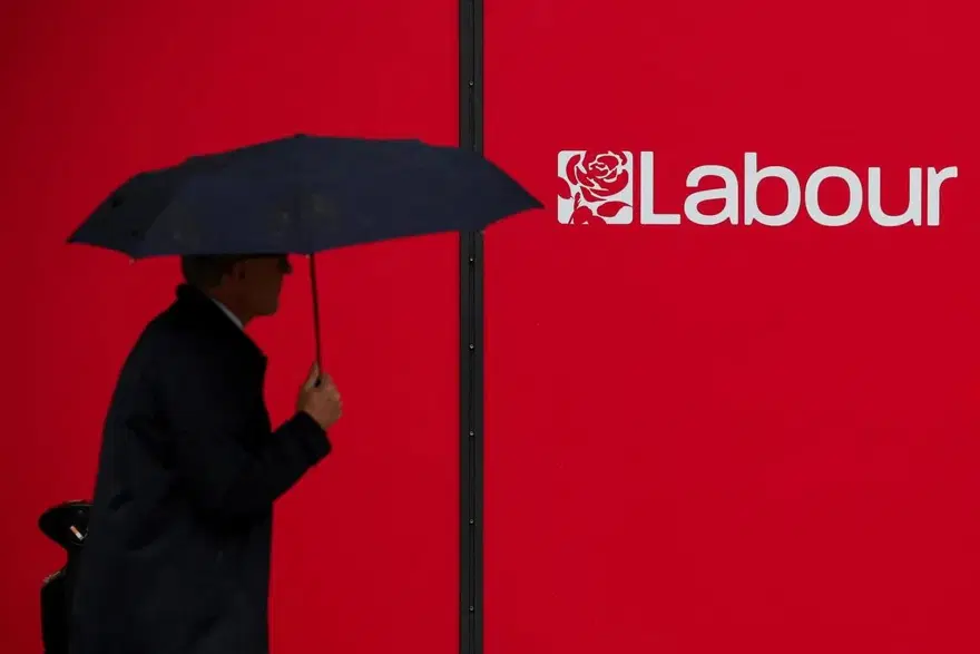 ANDY BURNHAM KİMDİR? 2